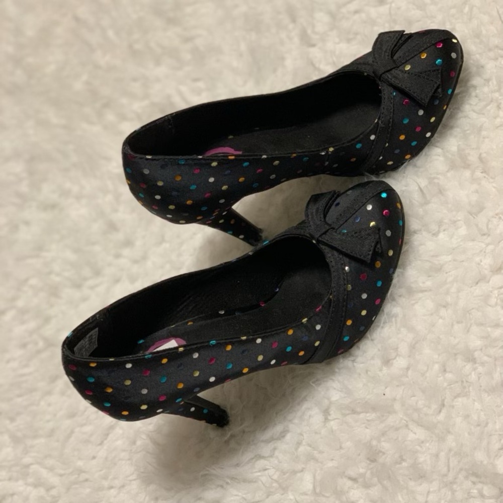 🆕Polka Dot Heels Size 6.5